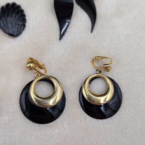 B3G1 SALE Vintage Retro 80s Earrings Black Lot of 7 Clip On and Pierced - Picture 4 of 10